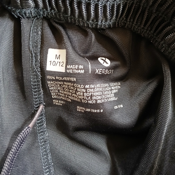 Youth Boys - 9pc Assorted Shorts and Tshirt Bundle. Size Large (10-12) - Picture 8 of 12